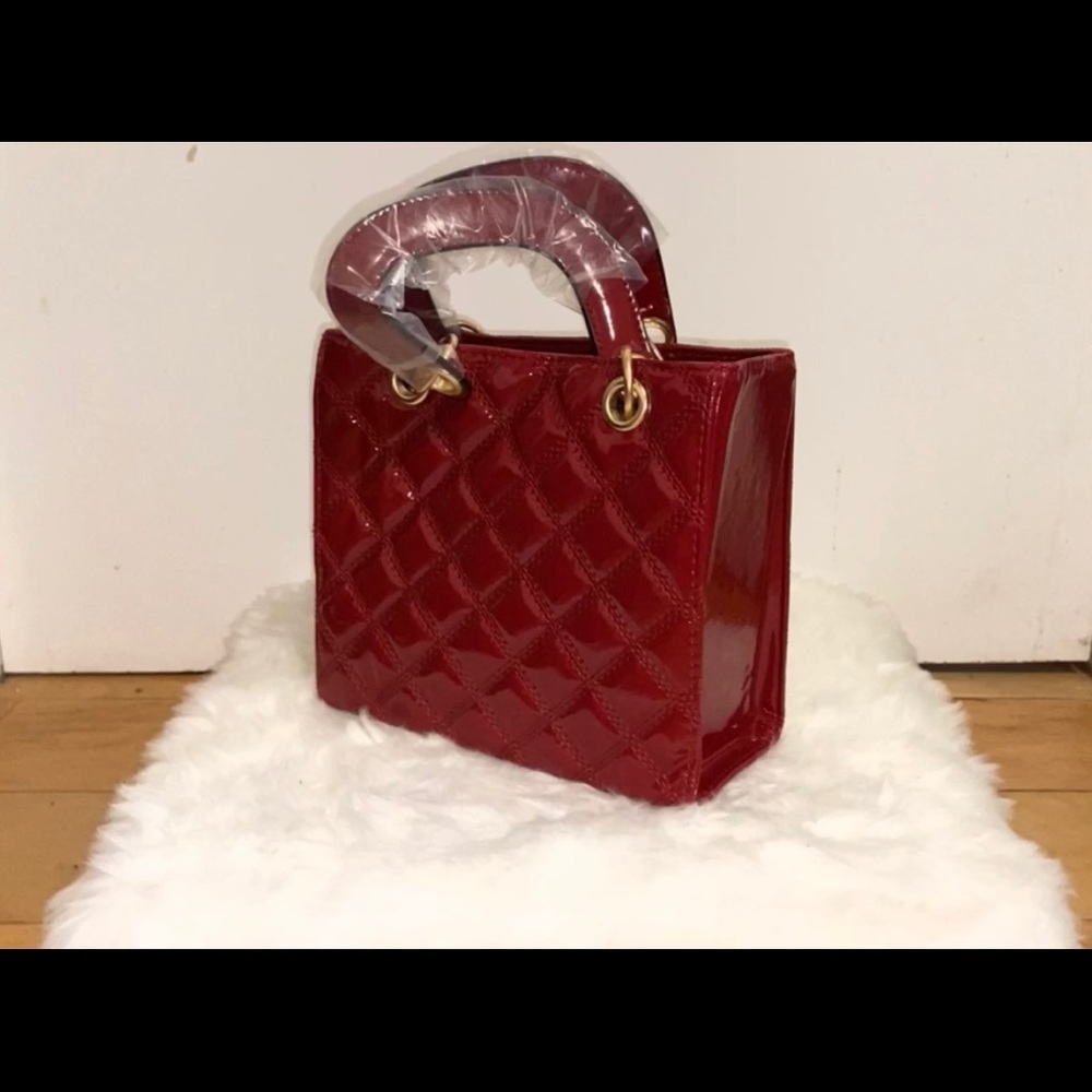 Handbag - Picture 2 of 3